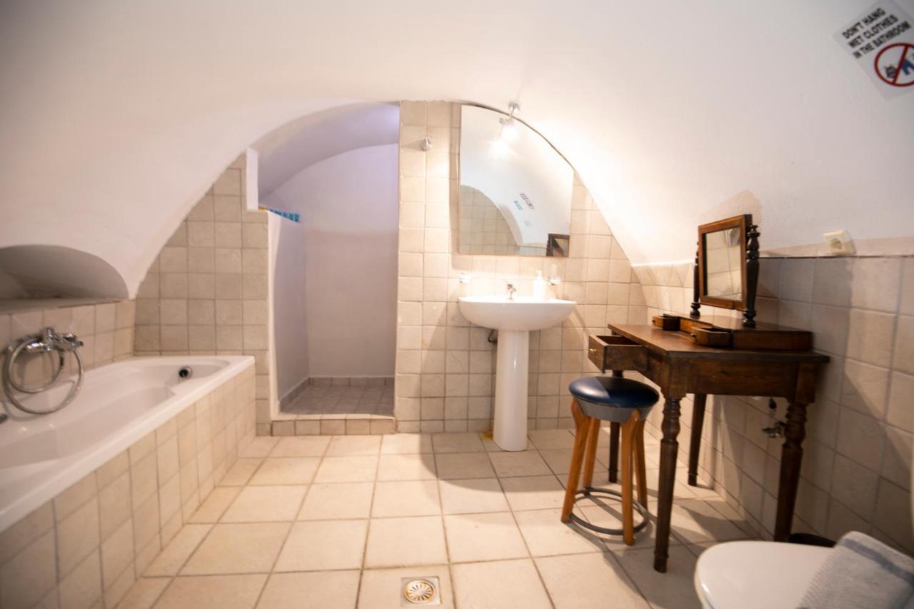 Santorini Folia Bianca Apartment Имеровигли Екстериор снимка